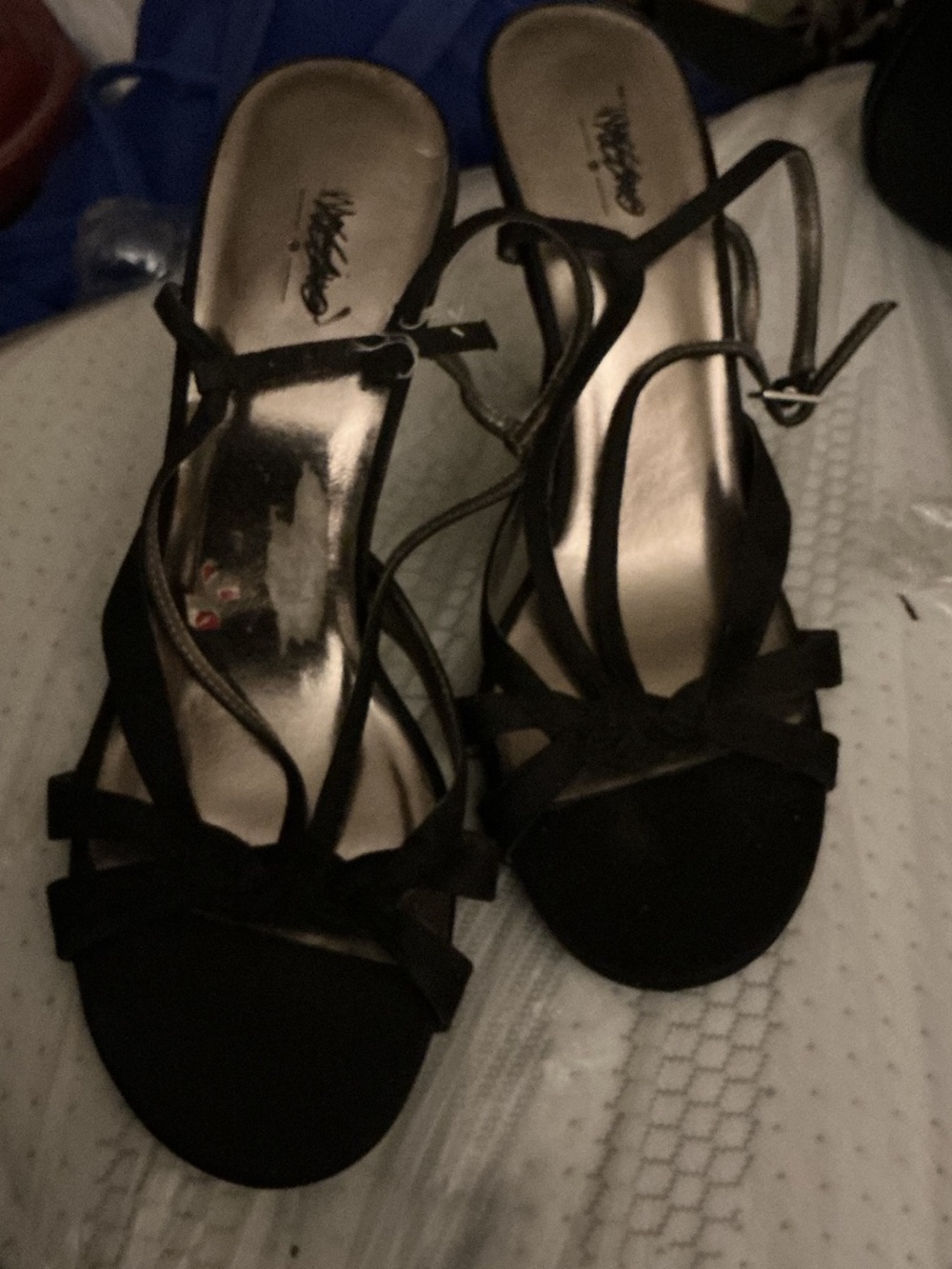 Mossimo sandals size 8 very good condition.